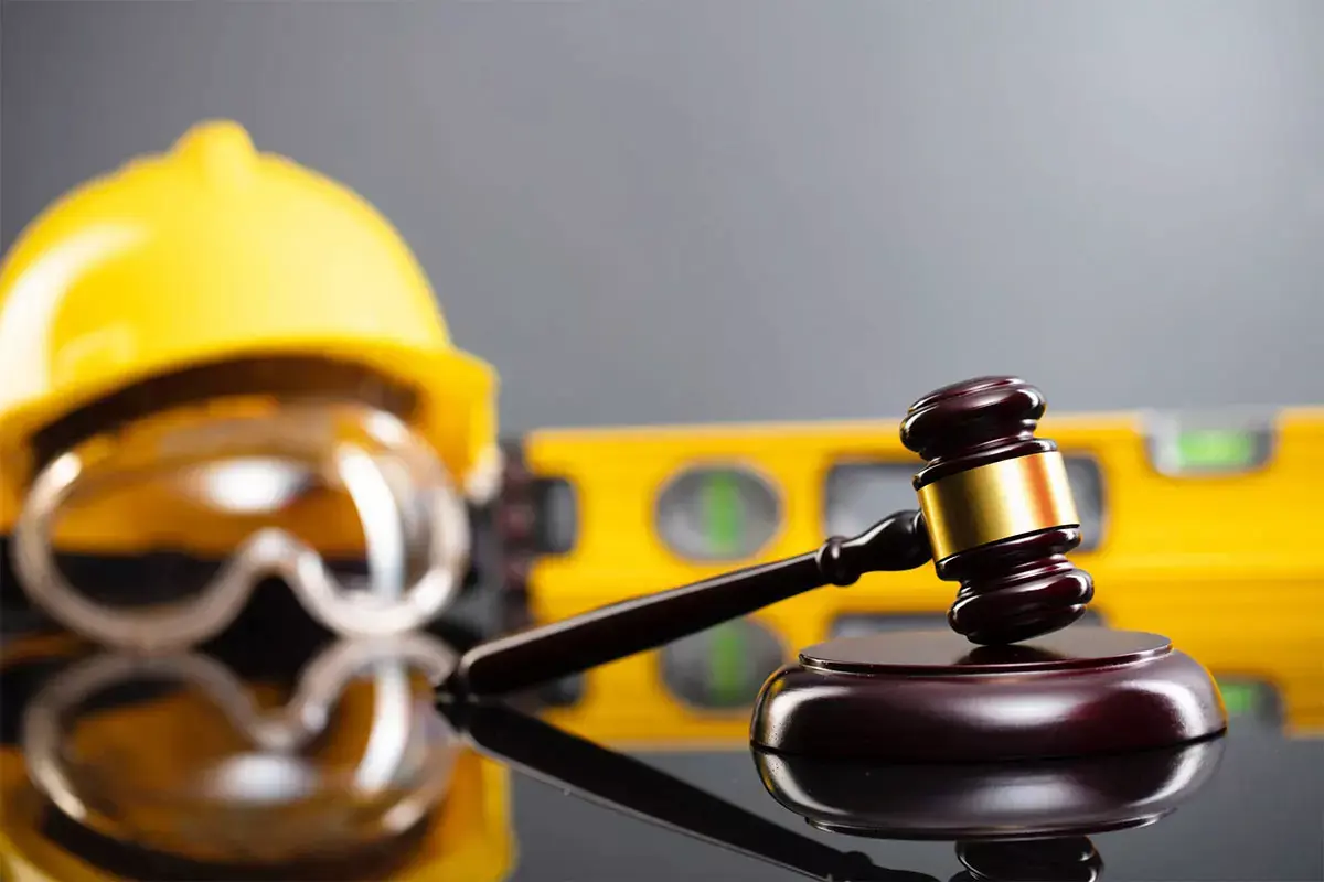 کارفرما کیست؟ | بررسی حقوق و تکالیف کارفرمایان